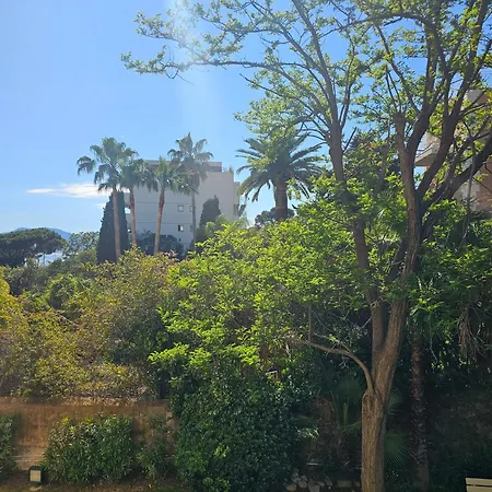 Apartment Calme A 200m Des Plages Cannes